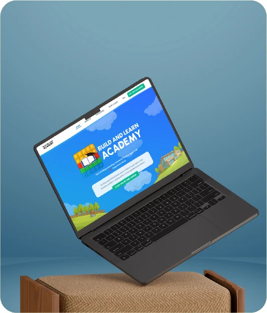 Сайт Build and Learn Academy на ноутбуке